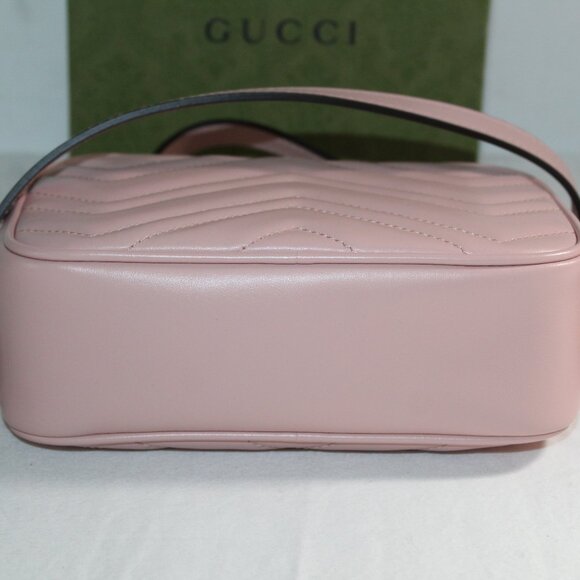 NEW Gucci GG Marmont Mini Shoulder Bag Crossbody Chevron Leather 634936 - Picture 3 of 9